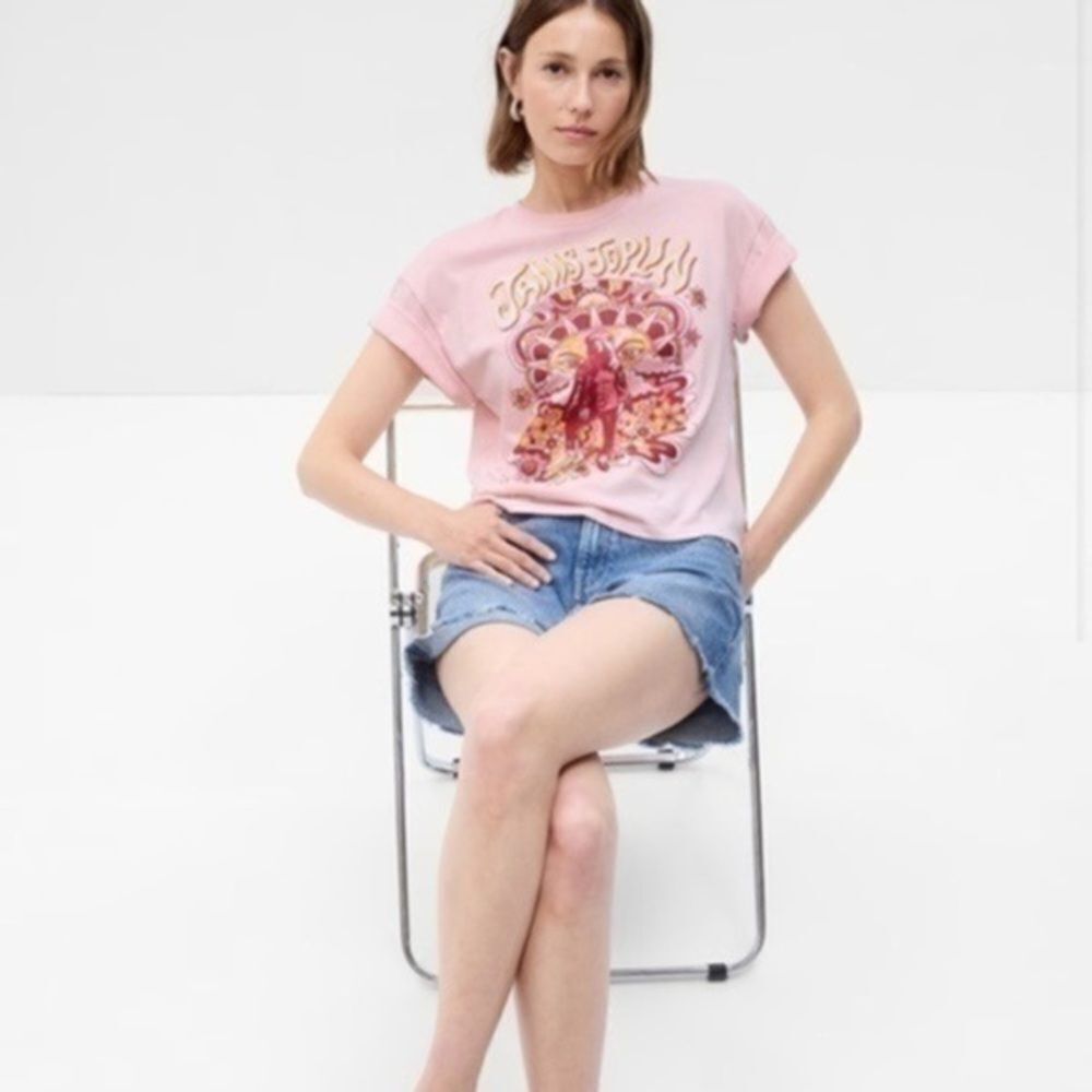 Gap pink Janis Joplin, large tall, nwt 70s tee